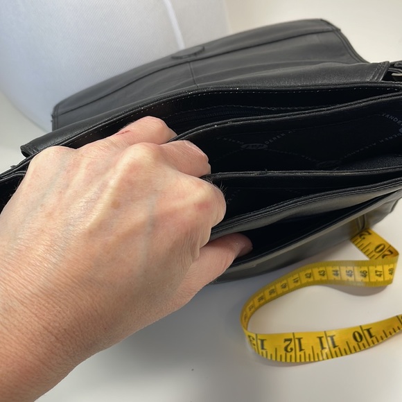 DEREK ALEXANDER Black leather crossbody bag - Picture 15 of 16